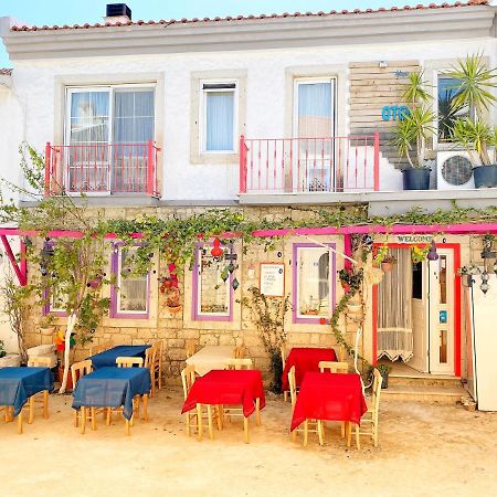 Pervin Hanim Konagi Alaçatı Exterior foto